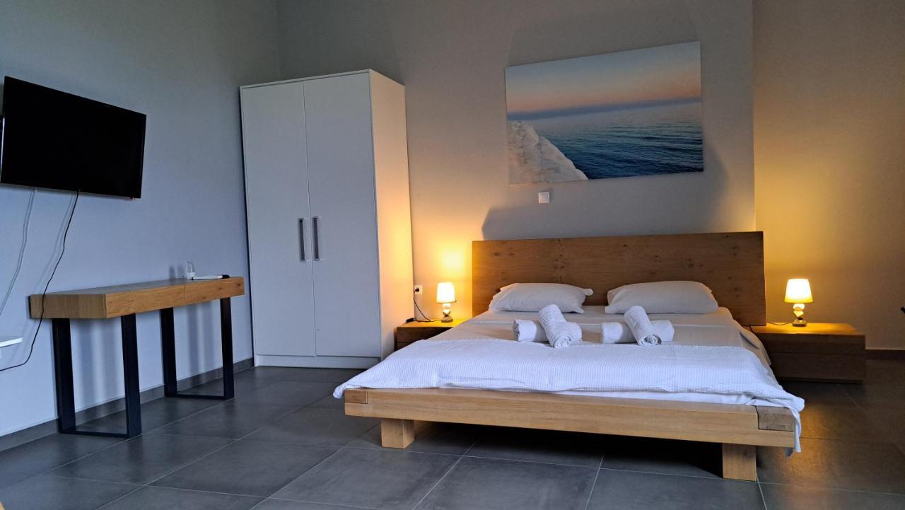 Light Blue Studios 2 Пулитра Экстерьер фото